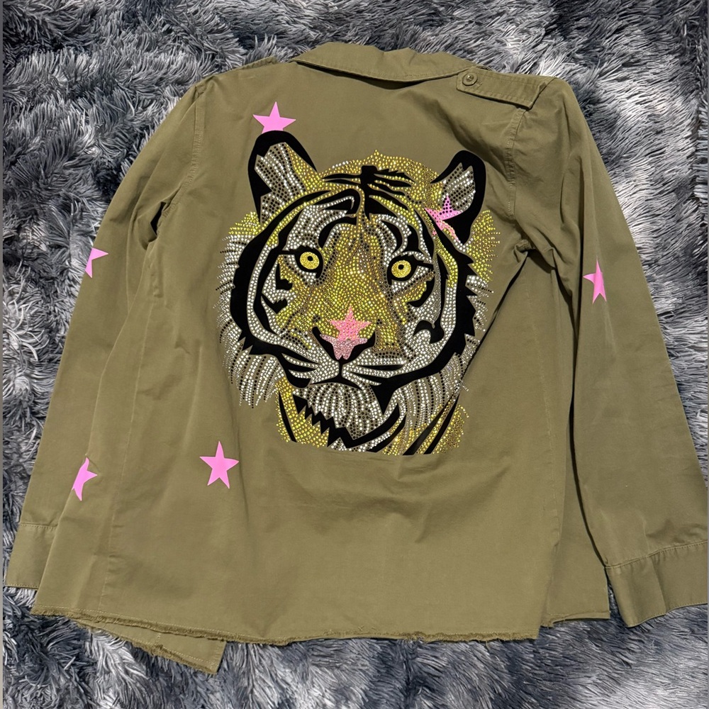 Moving Forward Designs Shacket - Picture 3 of 3